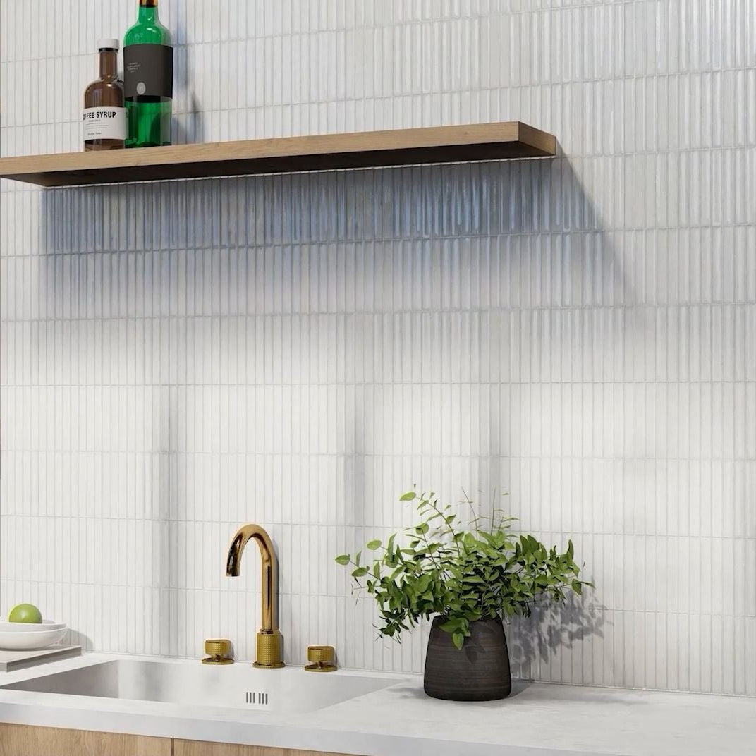Karatsu | 4.5"x9" Fluted Porcelain Wall Tile