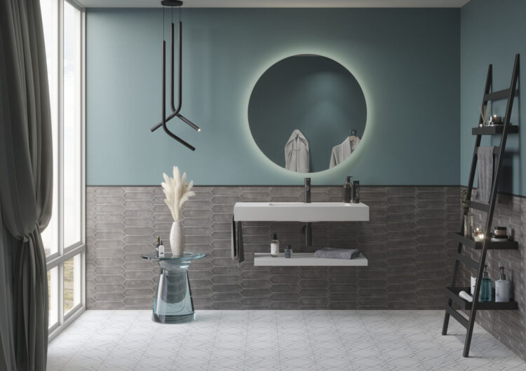 QYMH1732BI35977_ION_02_AMBIENTE_ION_PICKET_SILVER_65X280_PAV_URSINO_CARRARA_20X20_BA_IMD.jpg
